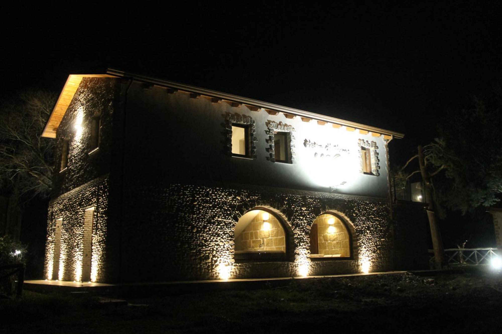 Pietre Di Fiume Villa Apice Exterior photo