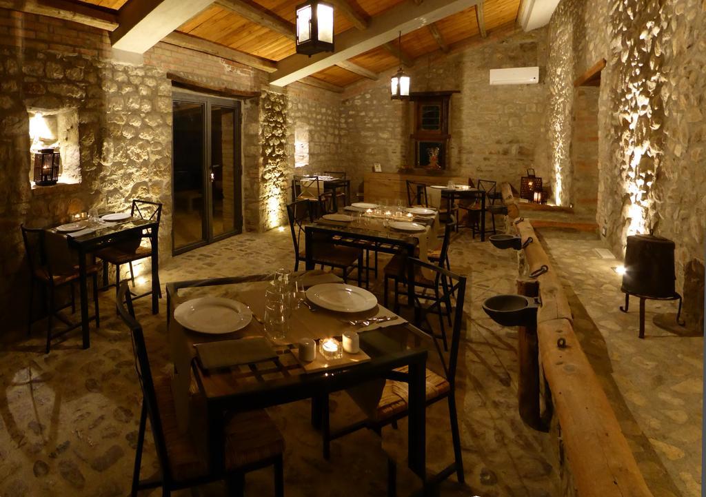 Pietre Di Fiume Villa Apice Exterior photo
