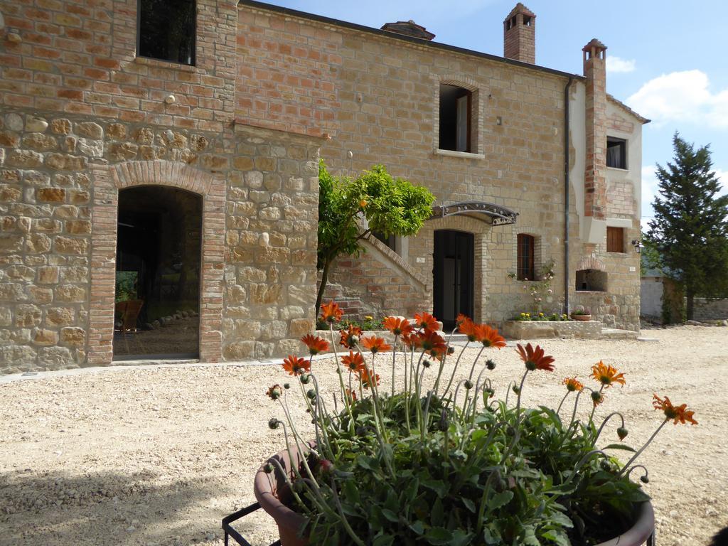 Pietre Di Fiume Villa Apice Exterior photo